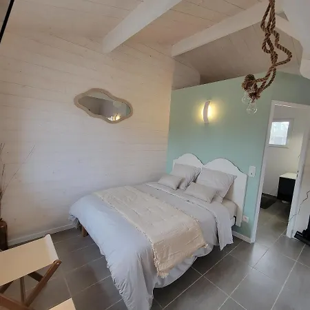 La De L'estran Au Bord De Tatil Evi Lanton